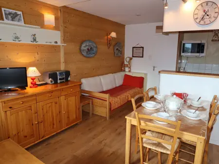 Appartement 2 pièces rénové Avoriaz, balcon vue domaine skiable : photo 4