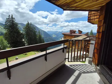 Appartement 2 pièces rénové Avoriaz, balcon vue domaine skiable : photo 12