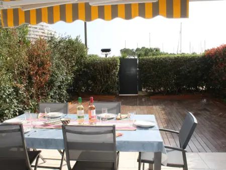 Appartement 3P RDJ, terrasse 18m² et jardin 30m² : photo 3