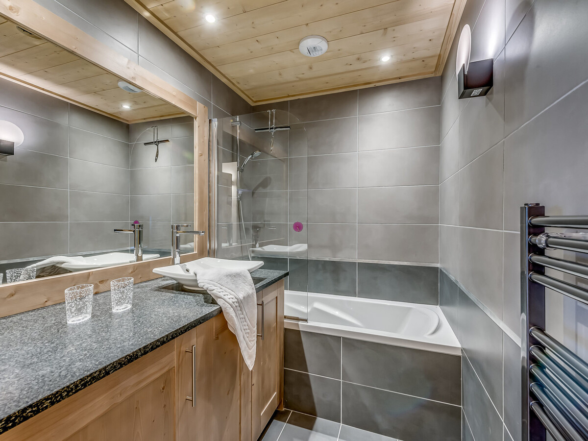 Appartement spacieux avec balcon, vue superbe, Wi-Fi, 4 chambres - Photo 12