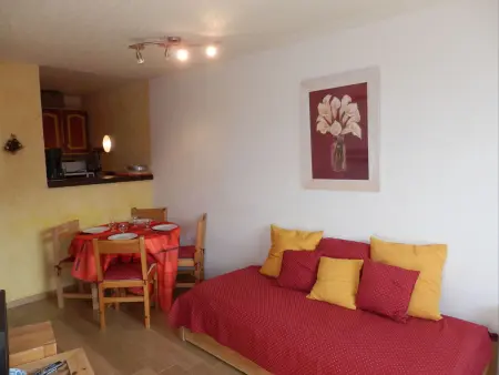 T2 Avoriaz, balcon sud, 4 personnes, 6ème étage : photo 2
