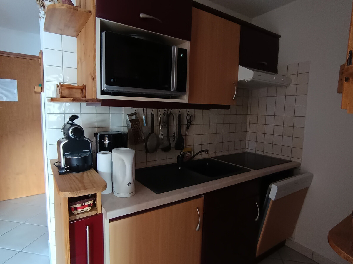 Appartement 40m² à 30m des pistes, balcon plein sud - Photo 4