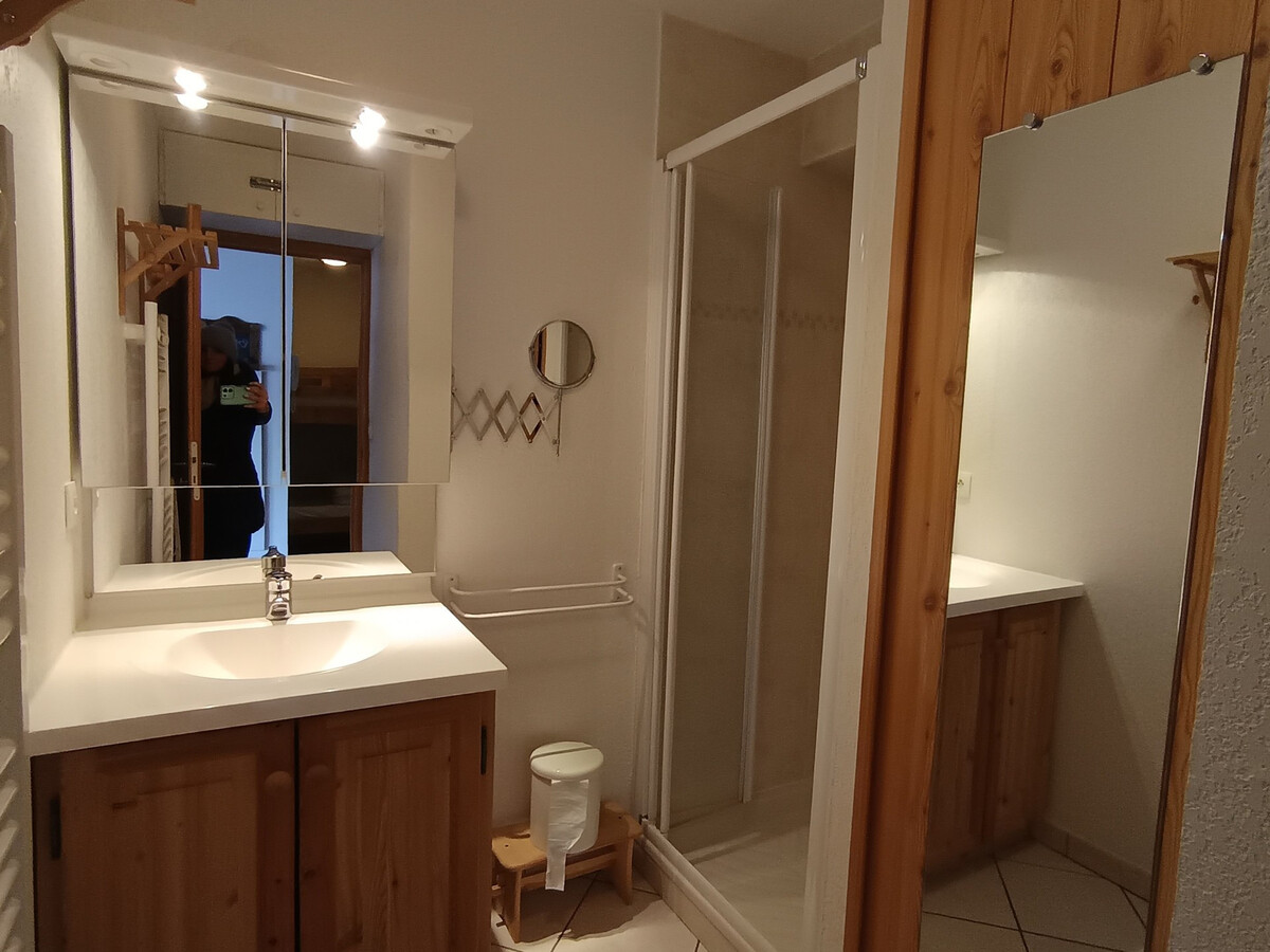 Appartement 40m² à 30m des pistes, balcon plein sud - Photo 10