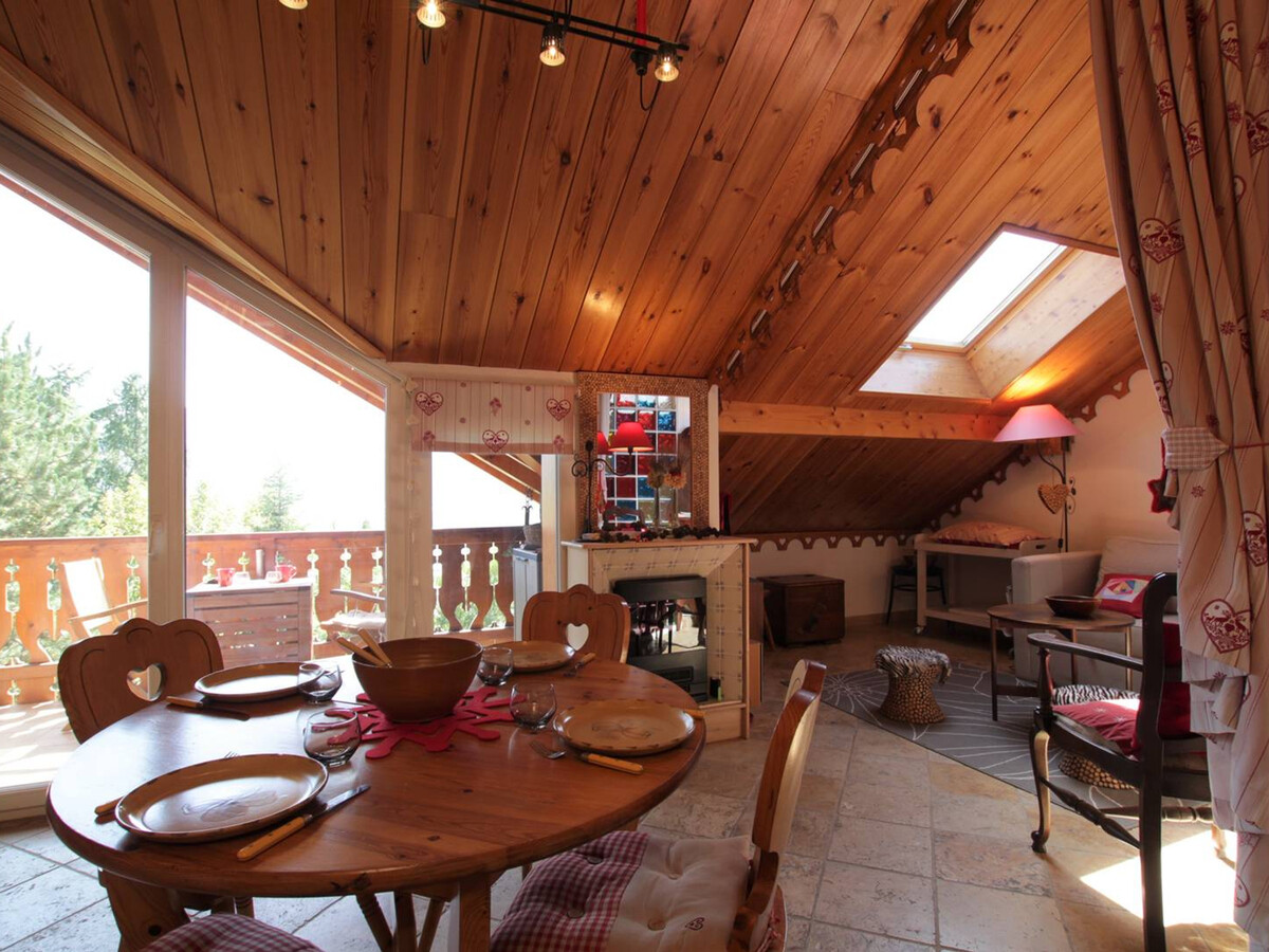Appart 2P Mezzanine Briançon, balcon sud vue panoramique - Photo 3