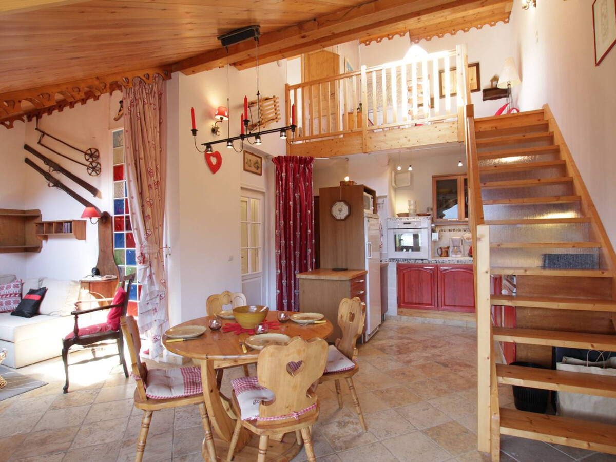 Appart 2P Mezzanine Briançon, balcon sud vue panoramique - Photo 9