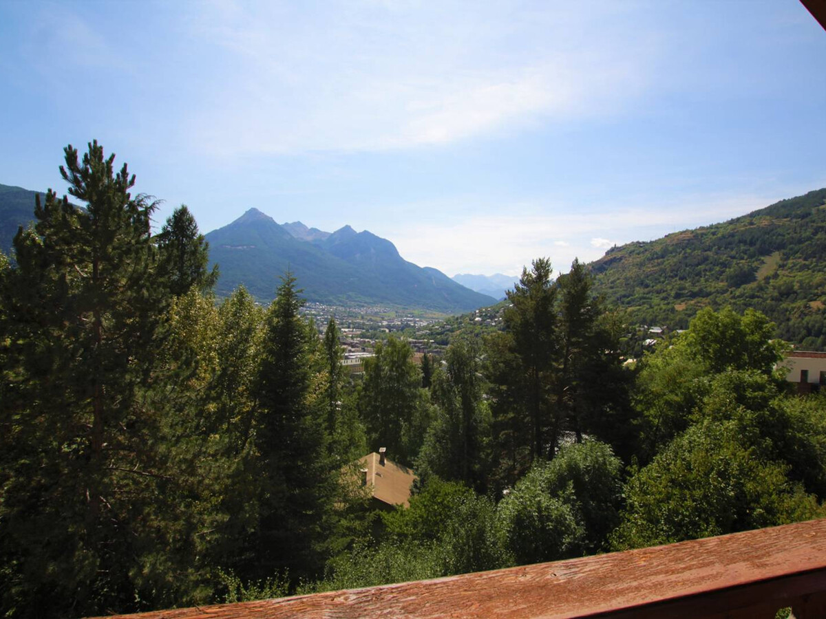 Appart 2P Mezzanine Briançon, balcon sud vue panoramique - Photo 13
