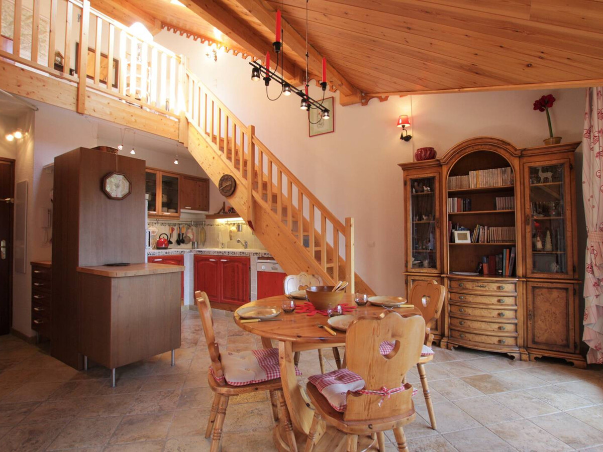 Appart 2P Mezzanine Briançon, balcon sud vue panoramique - Photo 19