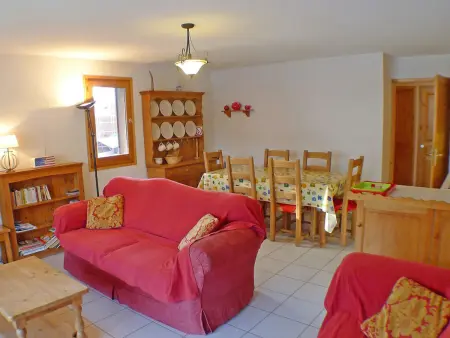 Location appartement à Samoëns, Charmant T4 à Samoëns avec Balcon et Parking, 6 Pers.