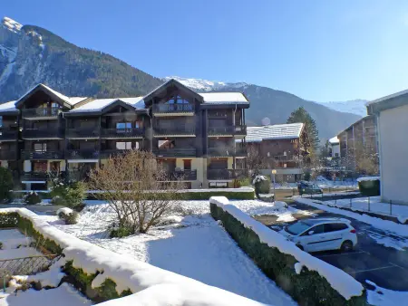 T4 Samoëns 6 pers. : balcon vue montagne et garage : photo 9