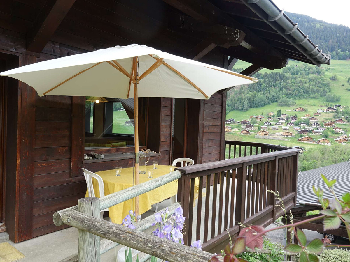Duplex 3 chambres, balcon, terrasse et garage à Arêches-Beaufort - Photo 2