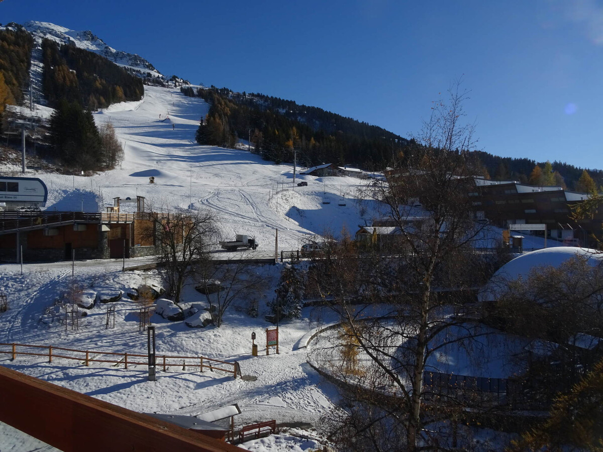 Studio 21m² balcon sud vue pistes aux Arcs 1600 - Photo 4