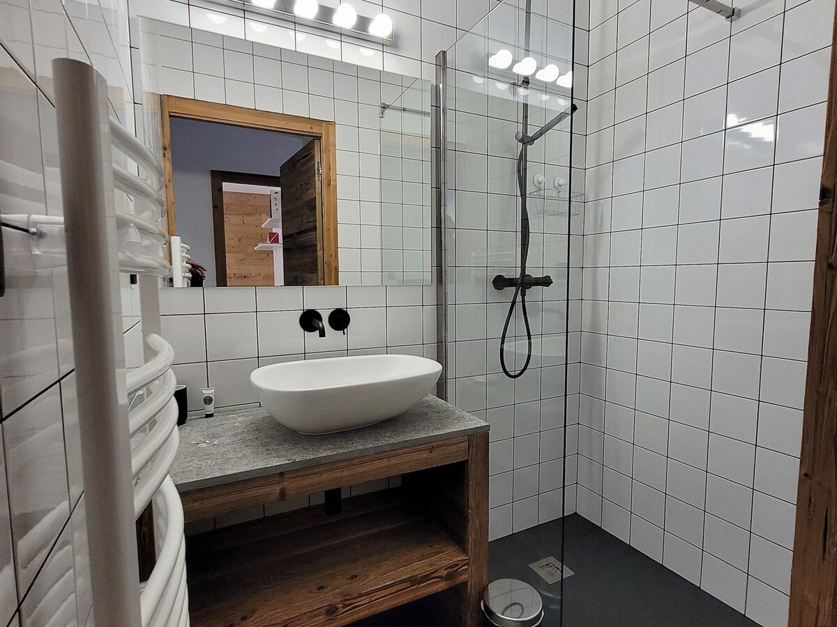 Appartement 6 pers. jacuzzi privé et vue domaine aux Gets - Photo 10