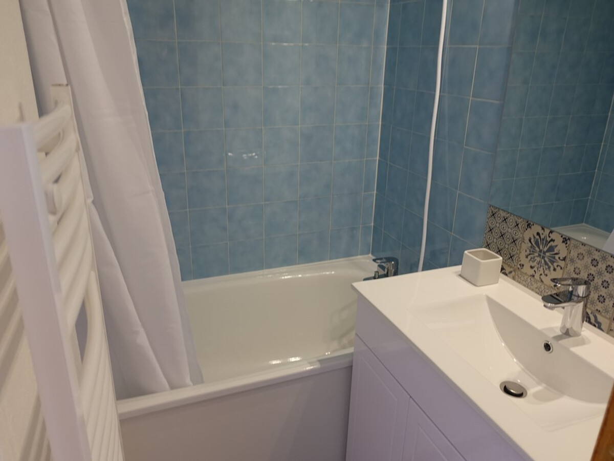 T2 cabine 29m² à 50m des pistes, piscine été - Photo 6