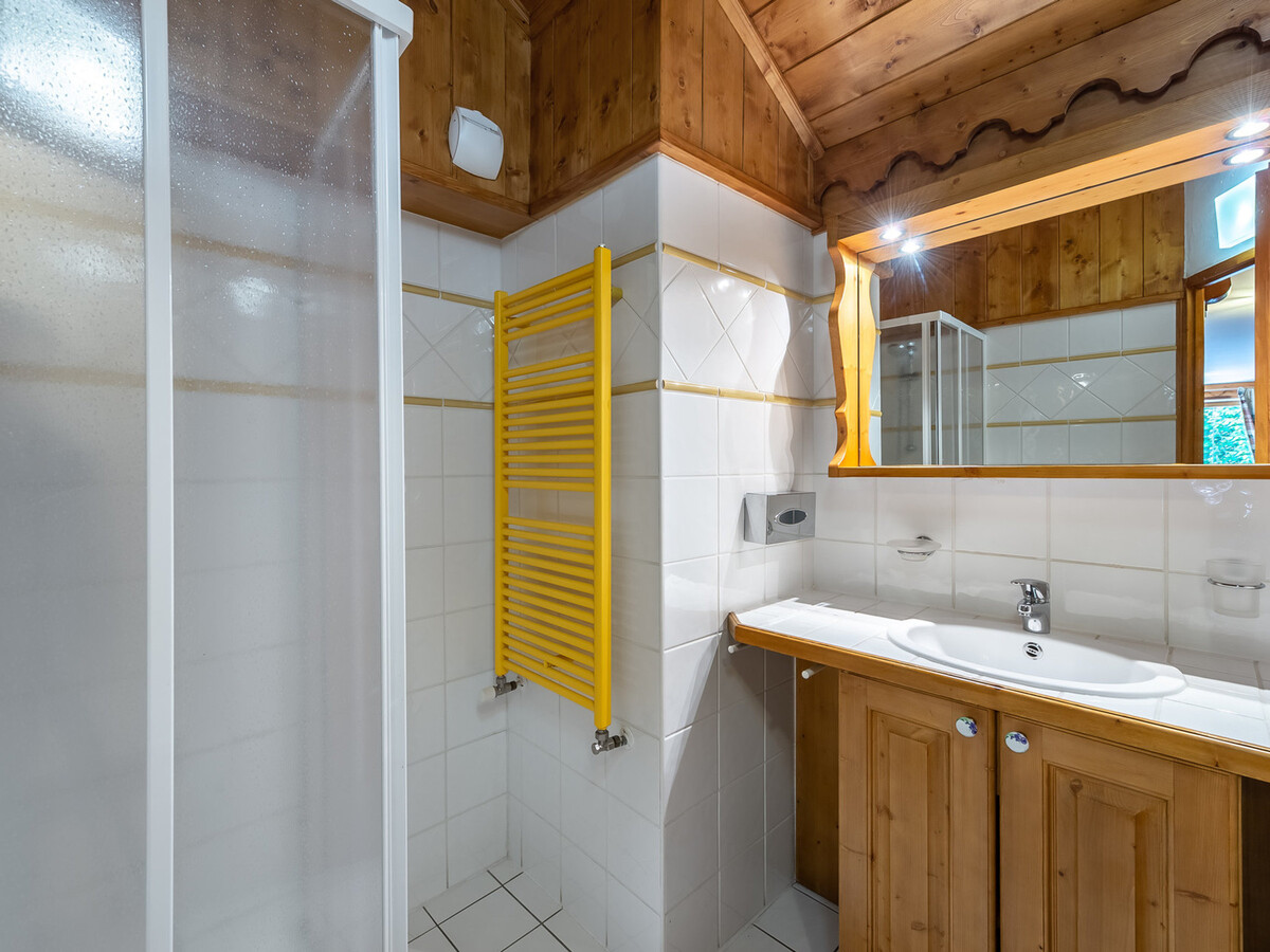 Duplex 8 pers, ski au pied, piscine & spa à Méribel - Photo 9