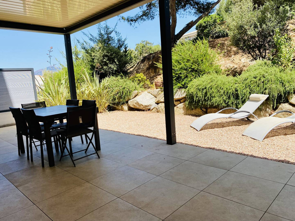 2 pièces climatisé avec terrasse pergola à Propriano - Photo 13