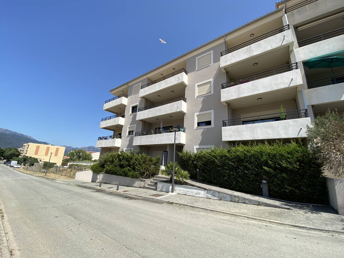 2 pièces climatisé avec terrasse pergola à Propriano - Photo 15