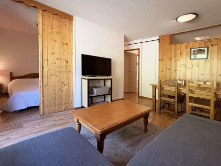Appartement 6 pers. aux Orres, piscine chauffée et skis aux pieds : photo 2