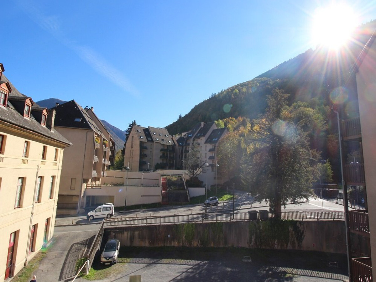 T3 Luchon au pied du télécabine, parking privé - Photo 5