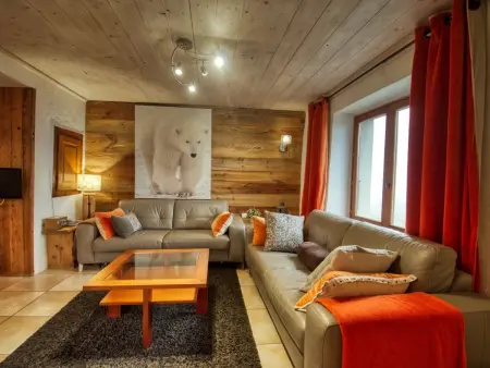 Location appartement à Morillon Village, Charmant appartement en ferme rénovée, sauna & terrasse