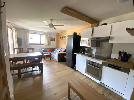 Duplex 3 chambres 8 pers. à Morillon, parking couvert : photo 4
