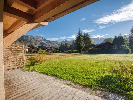 T3 terrasse vue montagnes à Morillon Village : photo 8