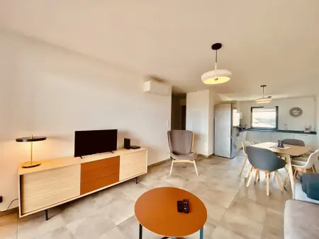 Appartement 2 chambres avec terrasse vue mer à Propriano : photo 4
