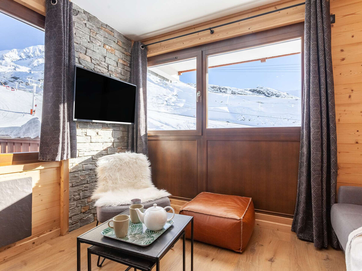 Appartement 34m² rénové, 2 ch, accès pistes directs - Photo 2
