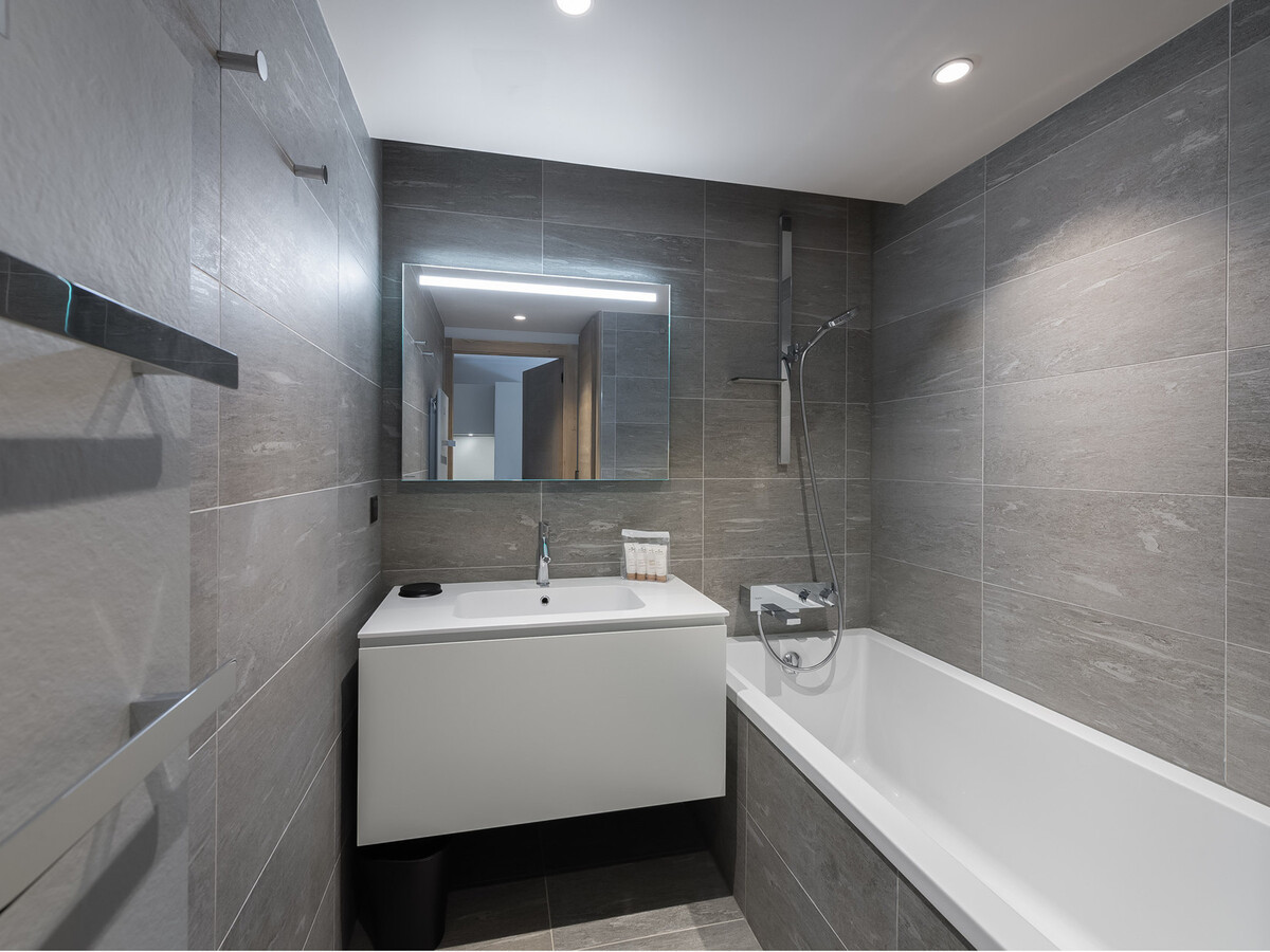 Appartement 5 pers. Rochebrune avec piscine et sauna - Photo 12