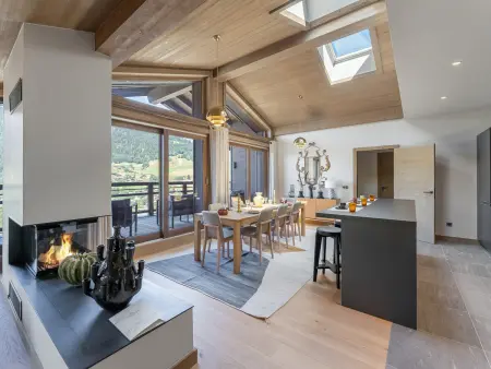 Location appartement à Megève, Duplex à Megève avec spa, piscine, salle de sport et cheminée