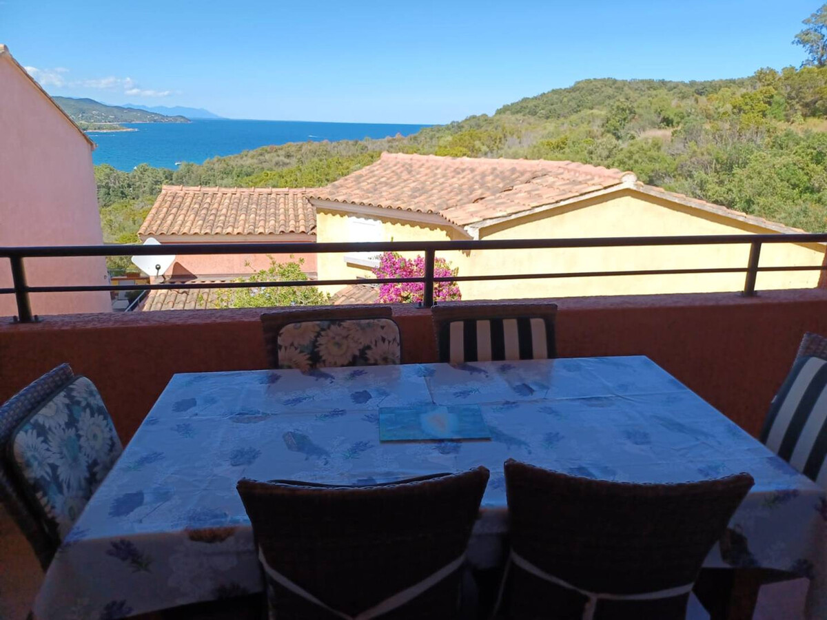 Appartement à Favone, 2 min de la plage - Terrasse vue mer - Photo 1
