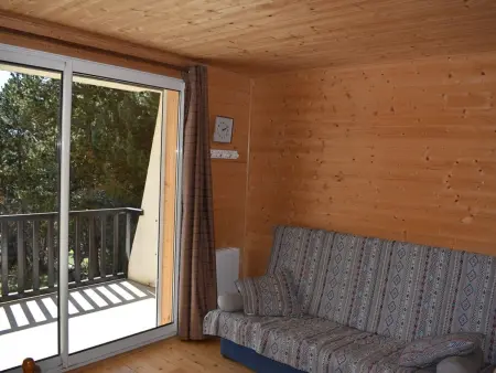 T2 cabine 35m² sud-ouest avec terrasse à Bolquère : photo 9