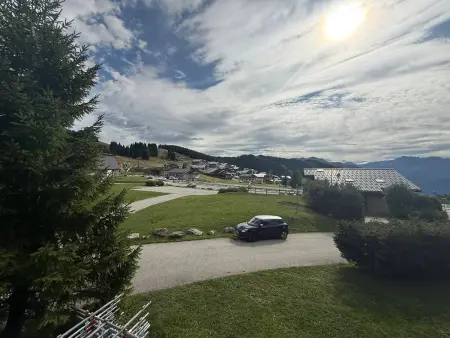 Appartement 2 pièces aux Saisies avec piscine et balcon : photo 10