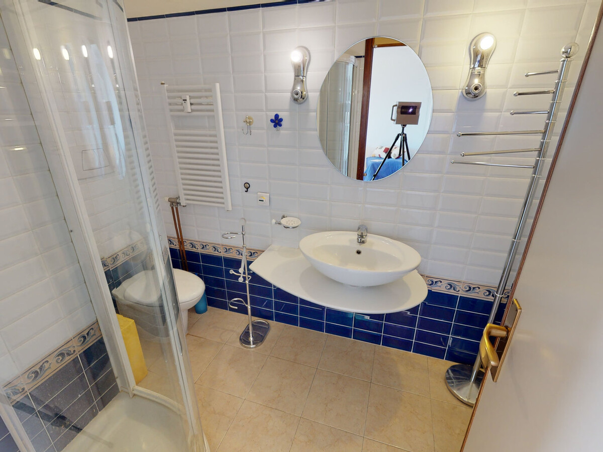 Studio 30m² Menton, terrasse vue mer et garage - Photo 8