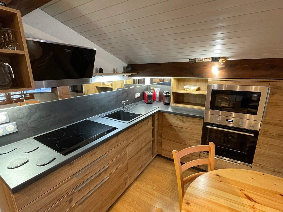 Appartement mansardé 3 pièces 74m², balcon sud, La Clusaz - Photo 4