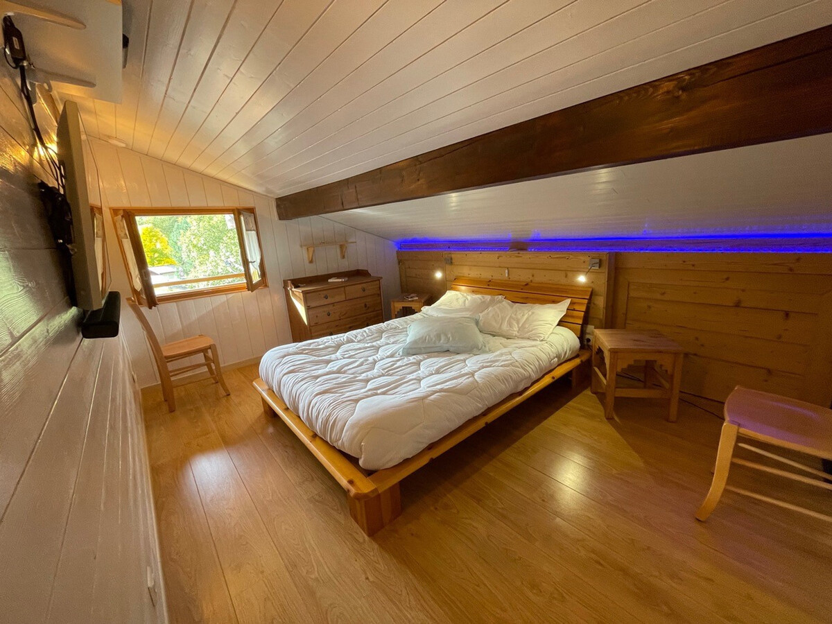 Appartement mansardé 3 pièces 74m², balcon sud, La Clusaz - Photo 6