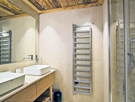 Appartement 4 chambres avec SPA et terrasse à Méribel : photo 12