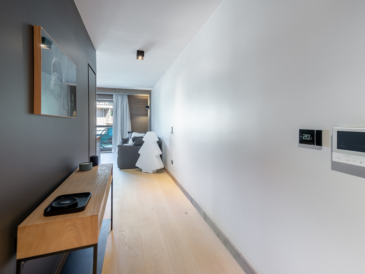 Appartement Rochebrune, piscine et parking électrique - Photo 9
