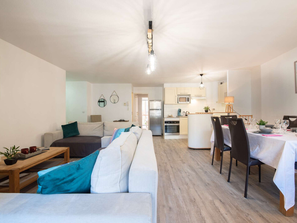 Appartement 6 personnes Saint-Lary, garage et balcon - Photo 2