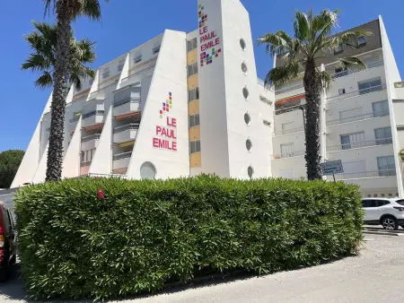 2 pièces rénové terrasse sud-est, parking à Port Camargue : photo 19