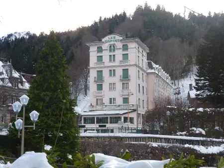 T2 bis 6 pers. à 100m du centre, cave ski & vélos : photo 17