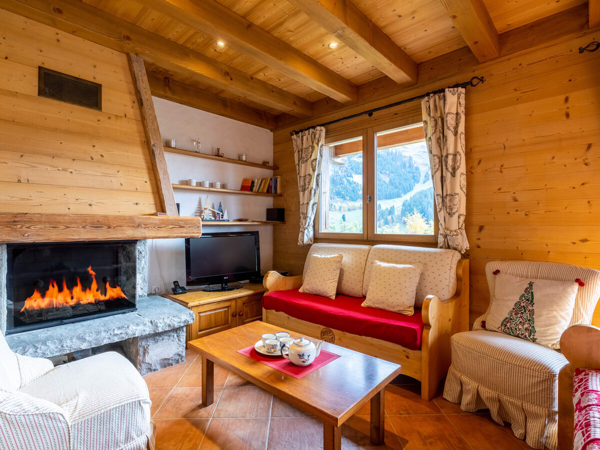 Chalet mitoyen 3 étoiles, 109 m², terrasse & garage à La Clusaz - Photo 4