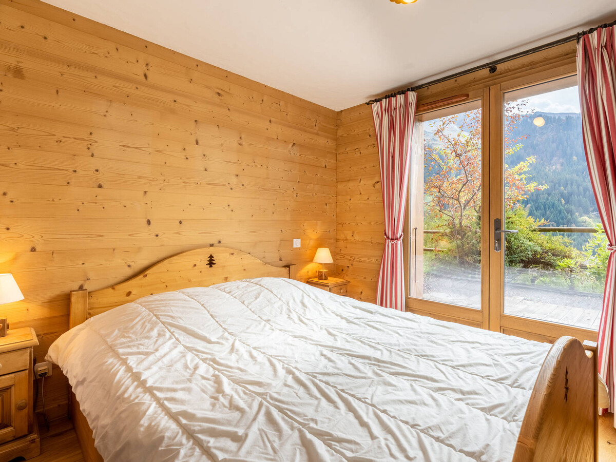 Chalet mitoyen 3 étoiles, 109 m², terrasse & garage à La Clusaz - Photo 9