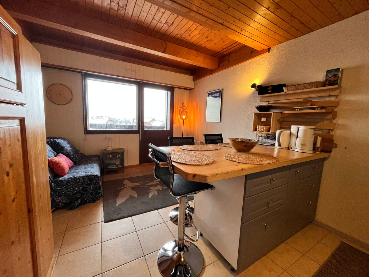 Appartement T2/T3 avec balcon et casier à ski à Samoëns - Photo 4