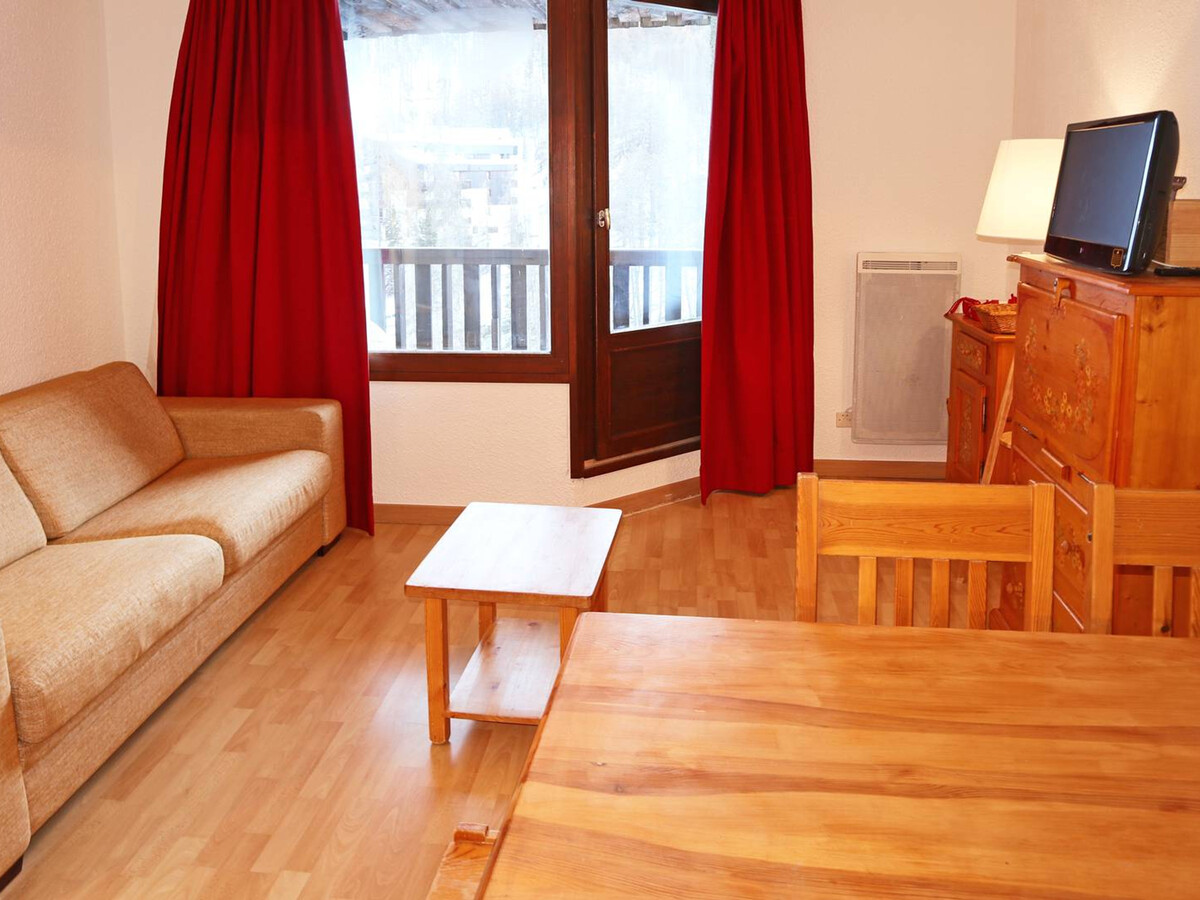 Studio skis aux pieds aux Orres, balcon sud-ouest - Photo 1