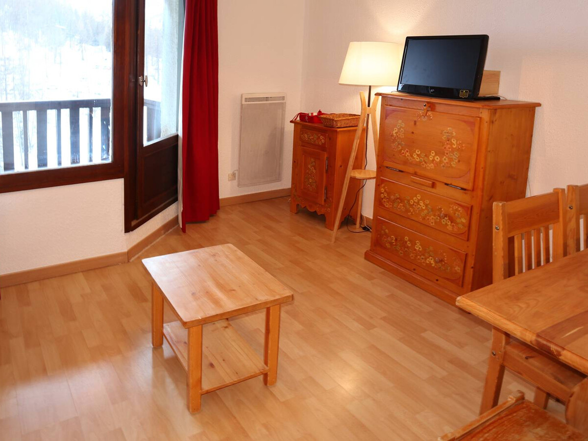Studio skis aux pieds aux Orres, balcon sud-ouest - Photo 4