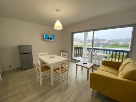 Location appartement à Quiberon, Appartement 3 pièces rénové avec piscine à Quiberon - Balcon, parking, proche plage