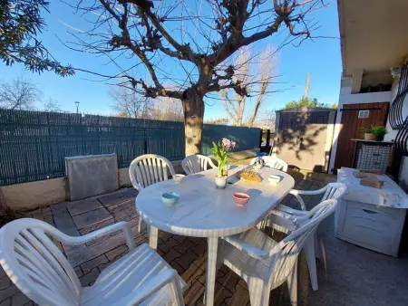 Location appartement à Marseillan Plage, Appartement 3 pièces RDC 8 pers avec Terrasse et Confort Modeste