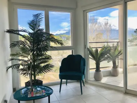 Appartement 2 pièces Calvi, vue mer et accès plage : photo 6