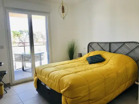 Appartement 2 pièces Calvi, vue mer et accès plage : photo 13