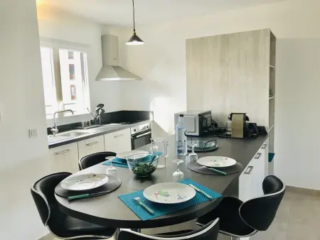 Appartement 2 pièces Calvi, vue mer et accès plage : photo 17